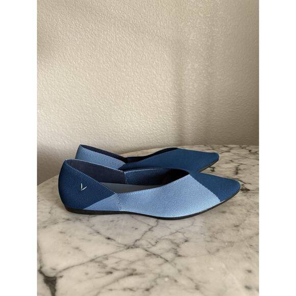Vivaia Shoes - Vivaia Valencia 2.0 Pointed Toe Flats Cornflower Blue V Cut Size 41 US 10